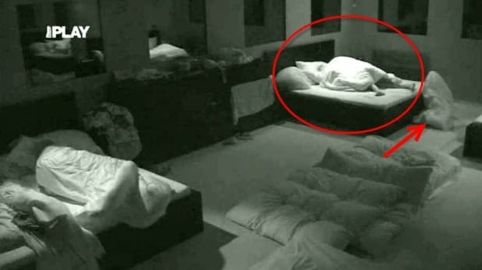 Thomas se Zdenkou pod jednou peřinou
